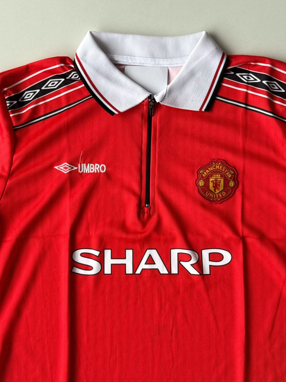 Manchester United D. Beckham 1998-1999 full sleeves retro