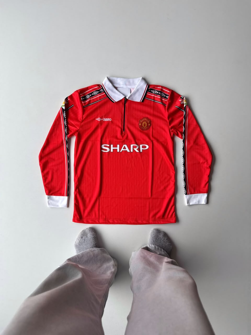Manchester United D. Beckham 1998-1999 full sleeves retro