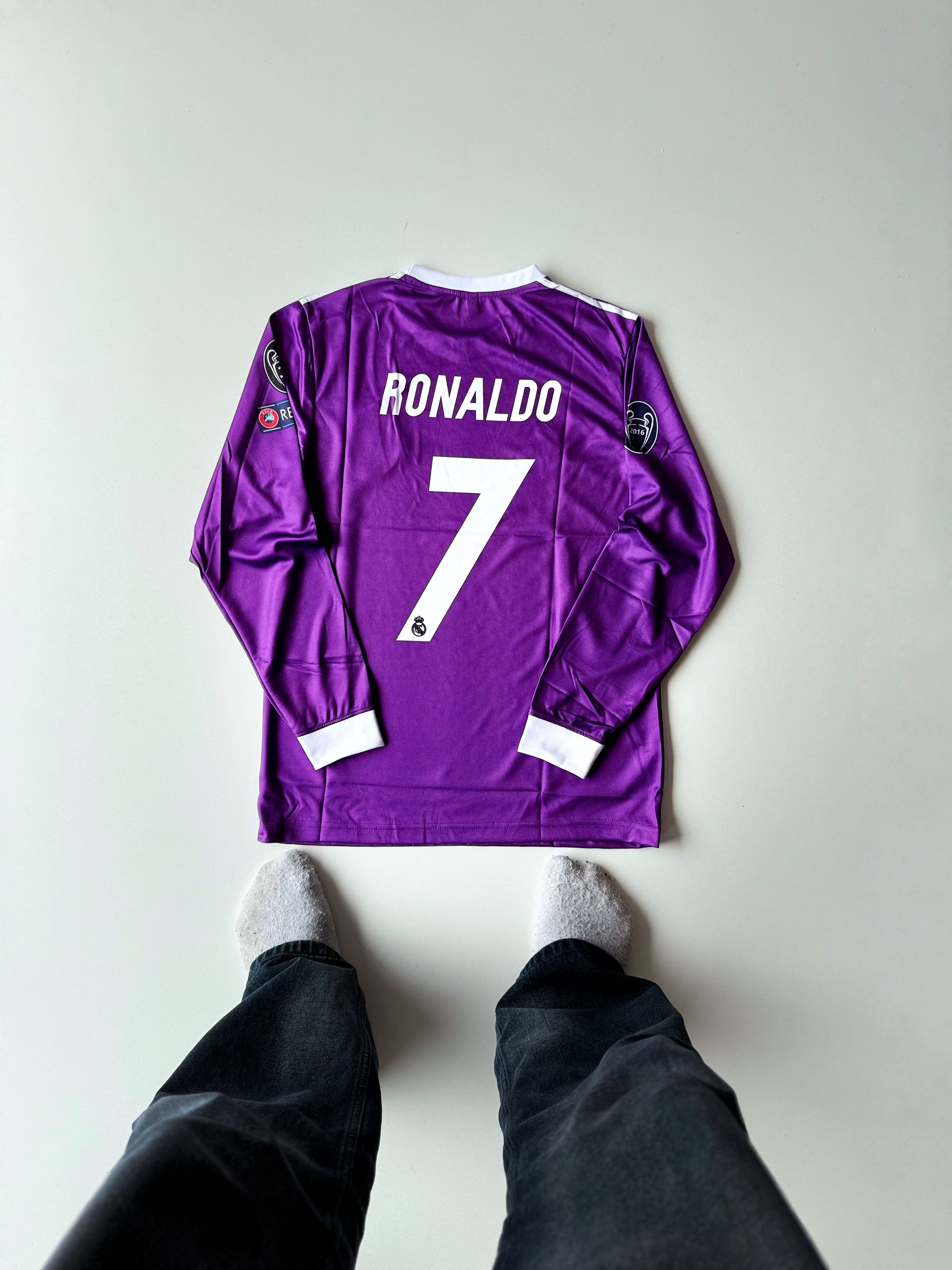 Real madrid 2017-18 away ronaldo full sleeevs