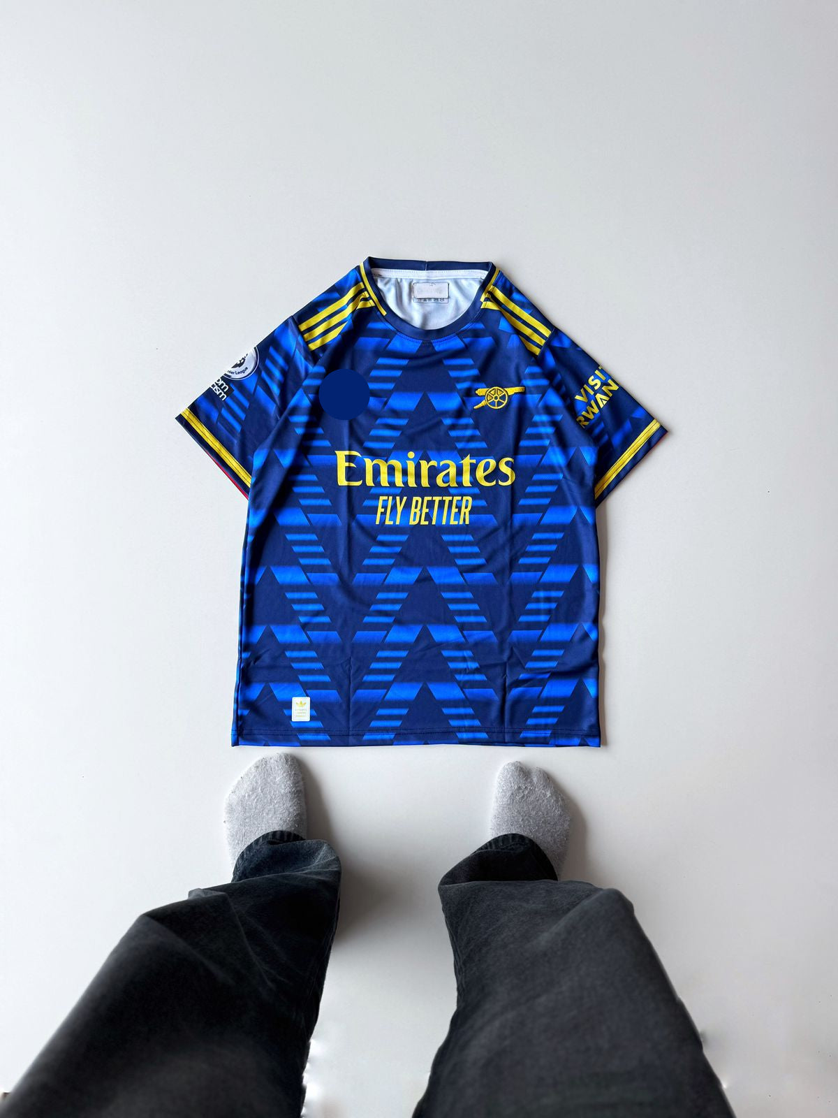 Arsenal Saka half sleeve